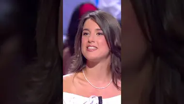 Elle lui avoue avoir un copain après sa touchante déclaration d'amour