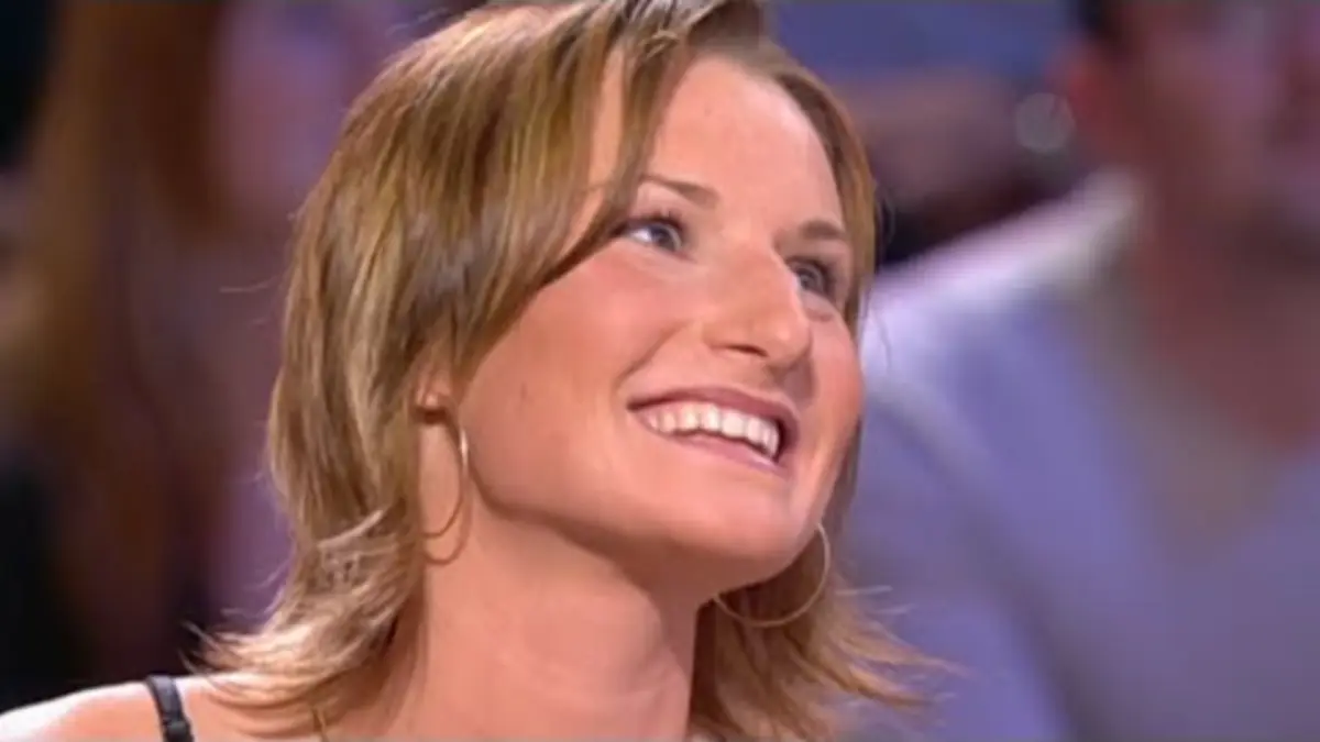 replay de Elle voulait ouvrir le rideau, mais pas pour lui