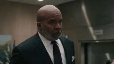 Elsbeth - S02 E17 - En grandes pompes