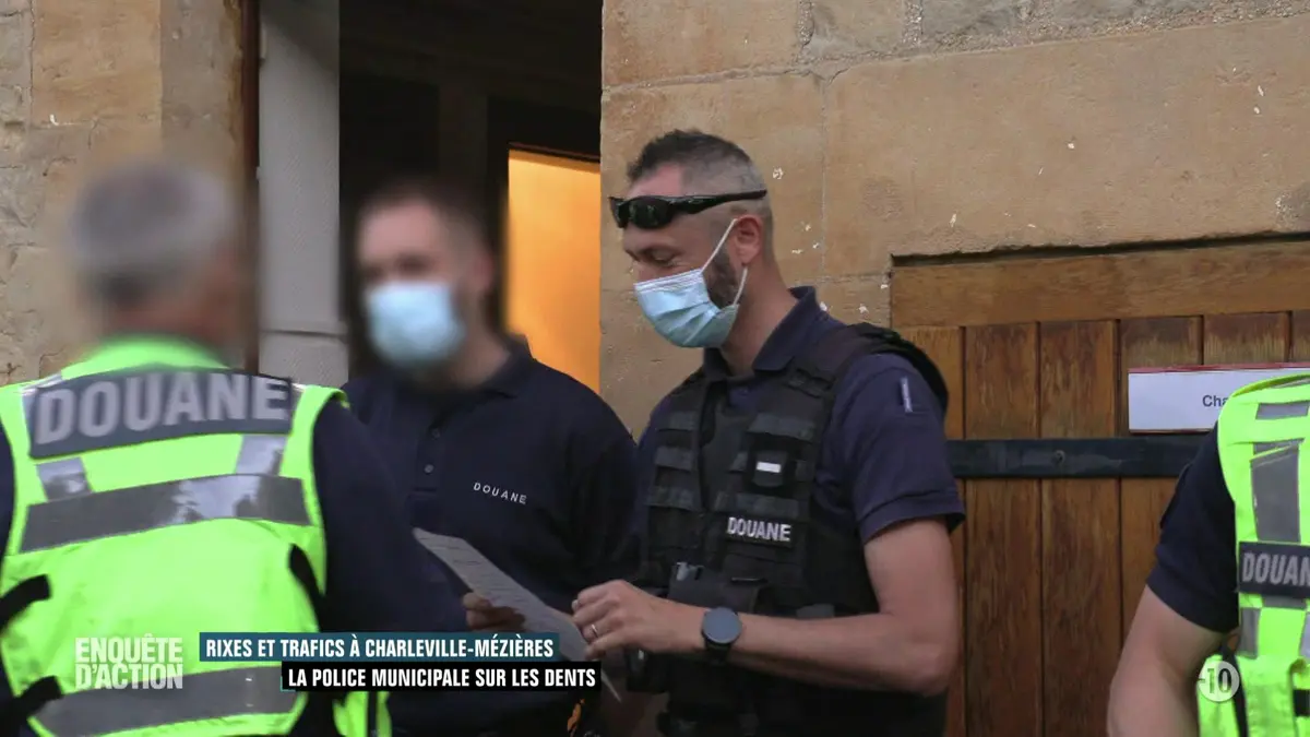 replay de Enquête d'action : Accidents, alcool, squatteurs : la police de Dreux en alerte