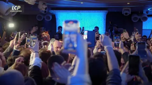 replay de Extrême droite, la nouvelle garde