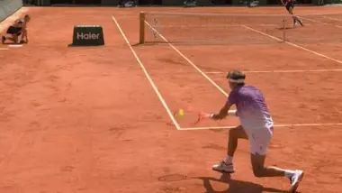 Finale (H) : le superbe passing de revers dégainé par Flavio Cobolli