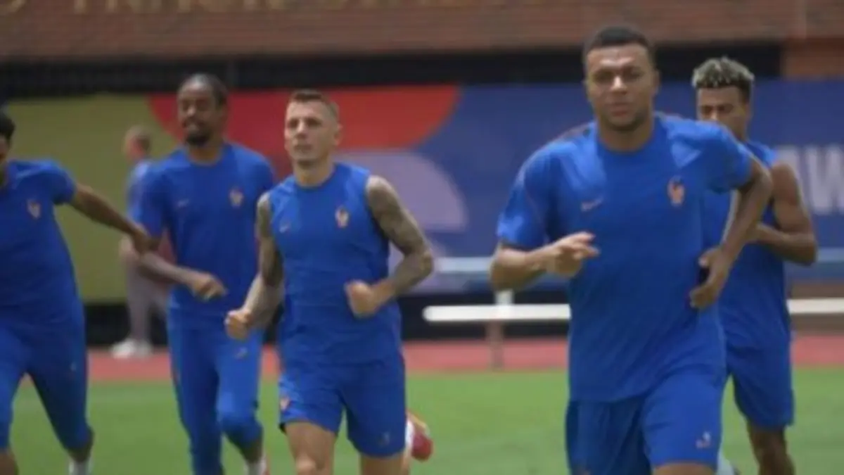 Football - Coupe du monde : France-Angleterre, un…