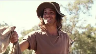 Foudre - S05 E01 - Australie, route 123