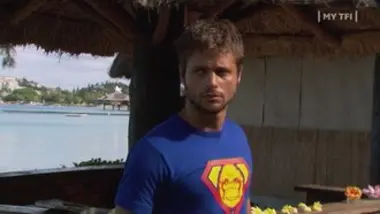 Foudre - S05 E07 - Australia