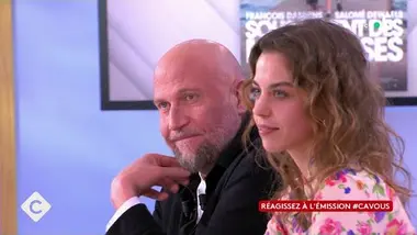 François Damiens & Salomé Dewaels : un touchant duo père-fille - C à Vous - 23/01/2024