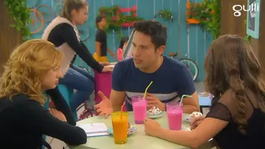 Franky : Le tour du monde des androïdes