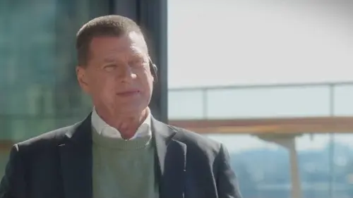 replay de Fred Trump dans les fauteuils rouges de Complément d'enquête