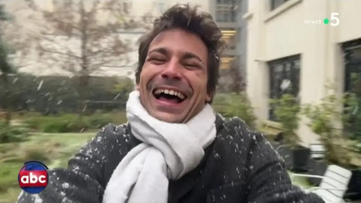 replay de Grâce à la neige, le bambino en nous renaît - ABC de Bertrand Chameroy - C à Vous