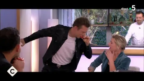 replay de Greg Zlap - “”Gabrielle” - C à vous - 19/12/2023