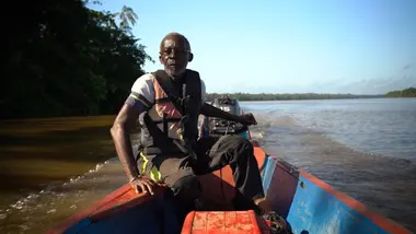Guyane : voyage le long du fleuve Maroni