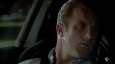 Hawaii 5-0 : S4 E7 - Ua Nalohia