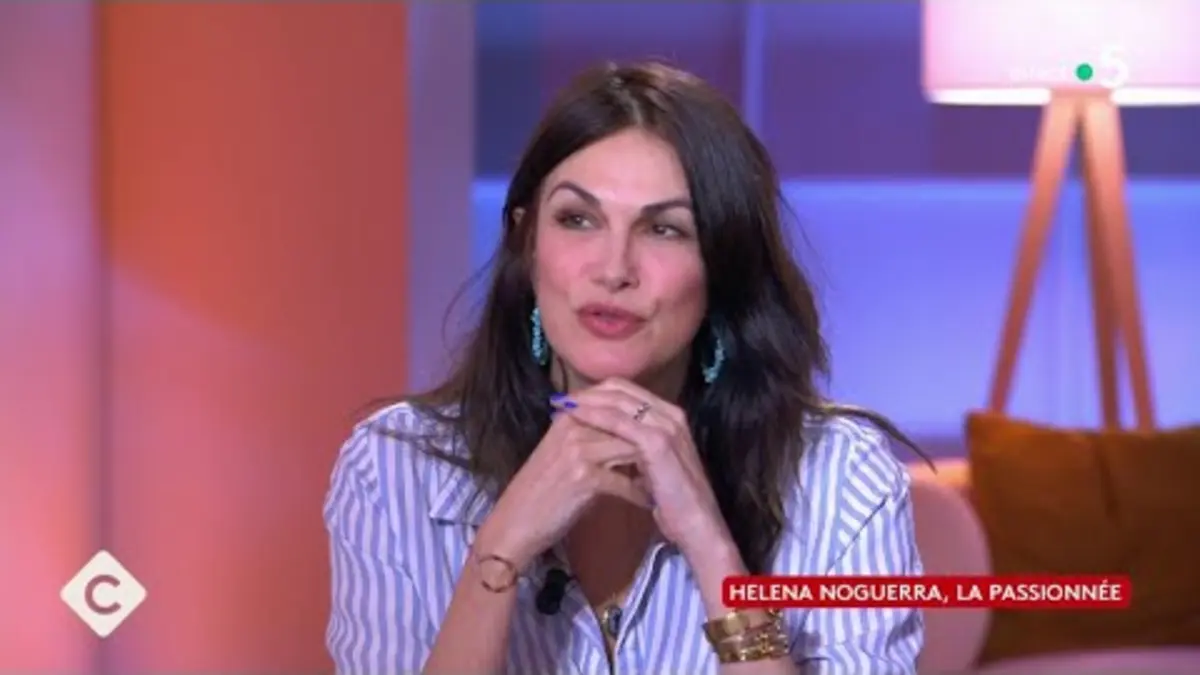 replay de Helena Noguerra dans la peau de Frida Kahlo - C à vous - 01/03/2024
