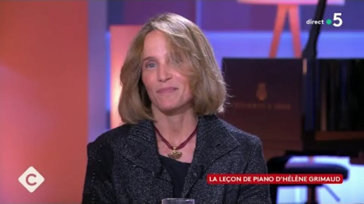 replay de Hélène Grimaud entre les notes - C à Vous - 25/10/2023