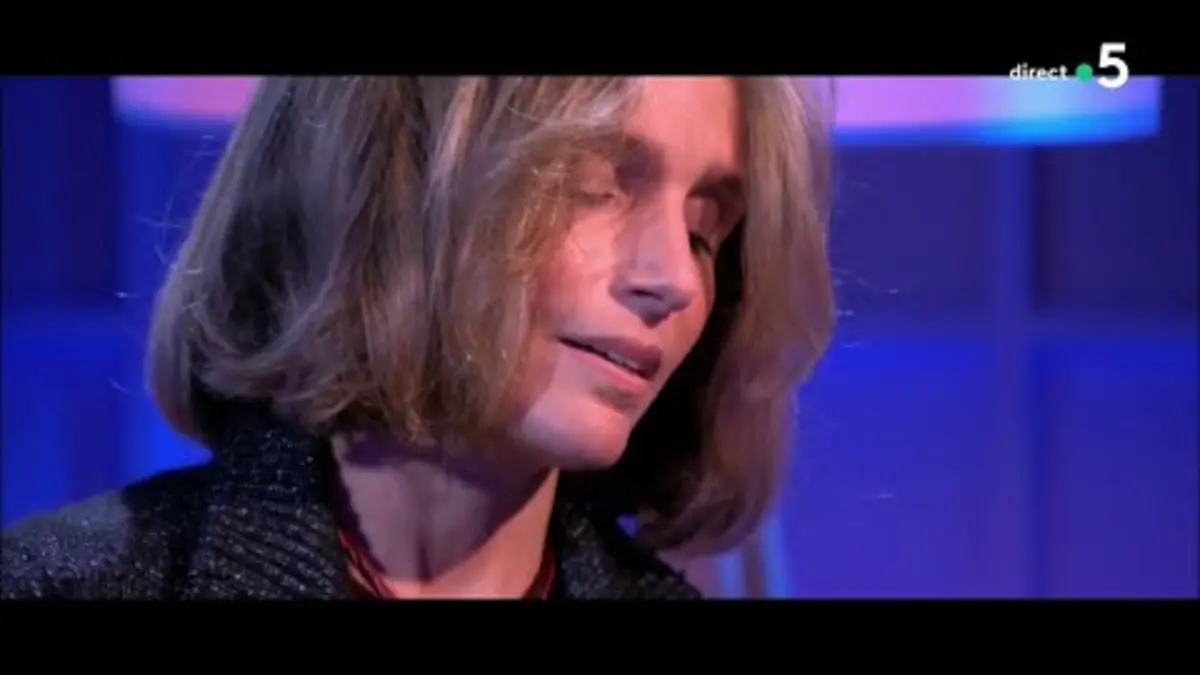 replay de Hélène Grimaud - “Silvestrov : Bagatelle” - C à vous - 25/10/2023
