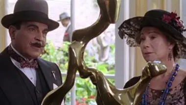 Hercule Poirot - S12 E02 - Cartes sur table