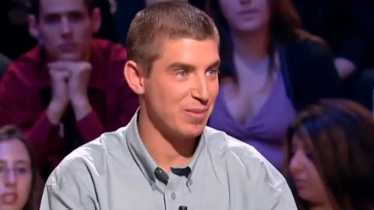 replay de Il n'a pas vu son père depuis 9 ans et veut l'inviter à son mariage