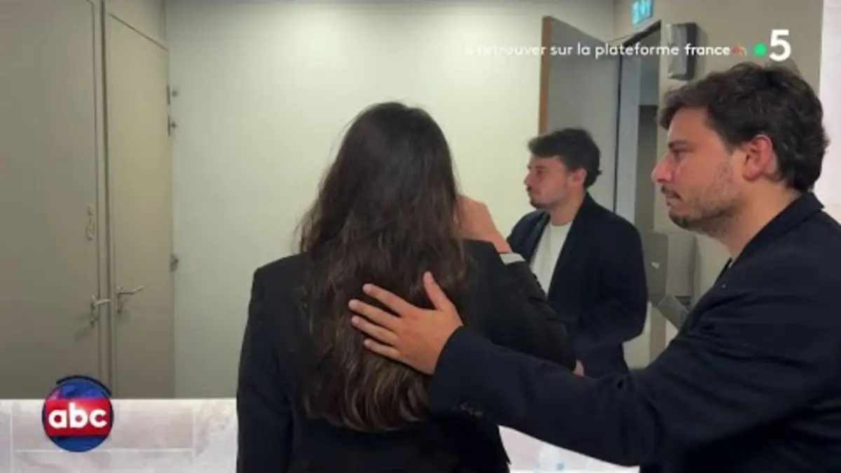 replay de Il ne peut vraiment pas s’en empêcher… - L’ABC - 04/06/2024