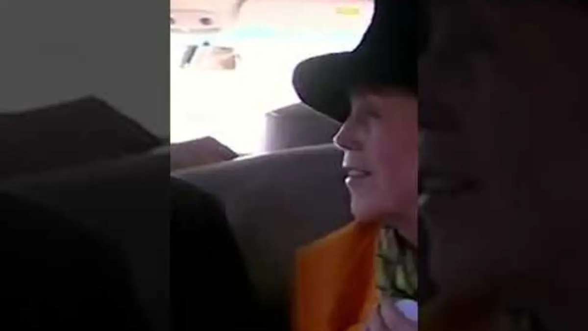 replay de Il veut voir certaines choses à Vegas ? - Extrait de America America P1