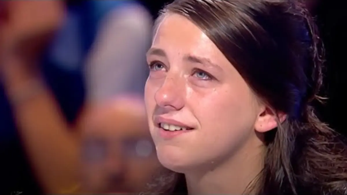 replay de Il y a 20 ans, Stéphanie rencontrait son père pour la première fois !