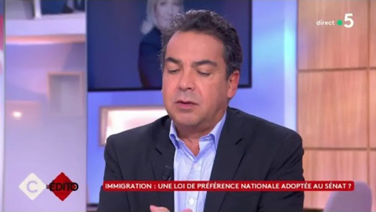 replay de Immigration : une loi de préférence nationale adoptée au Sénat ? - L’Édito - C à vous - 15/11/2023
