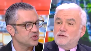 Iran : "Beaucoup de journalistes français sont des gauchos qui oublient l’histoire" (M. Monshipour)