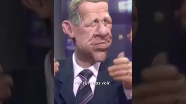 Iran : "Faut absolument installer la démocratie !" #Humour #LesGuignols #Shorts