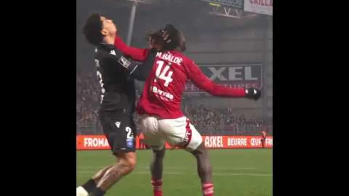 replay de It would have been so epic... ? #Ligue1 #Brest #BycicleKick #Ligue1McDonalds