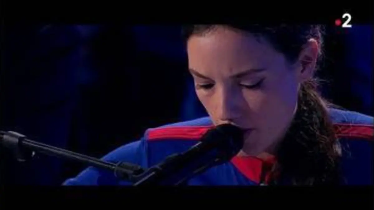 replay de Jain interprète en live le titre "Souldier" #ONPC