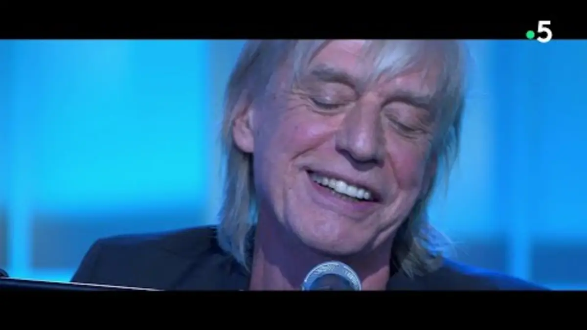replay de Jean-Louis Aubert interprète son titre “Merveille” - C à vous - 19/09/2024