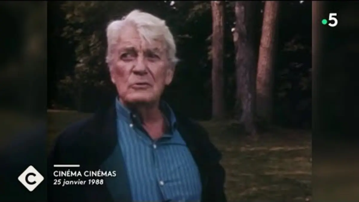 replay de Jean Marais, le critique de théâtre - L’Oeil de Pierre - C à Vous - 12/12/2023