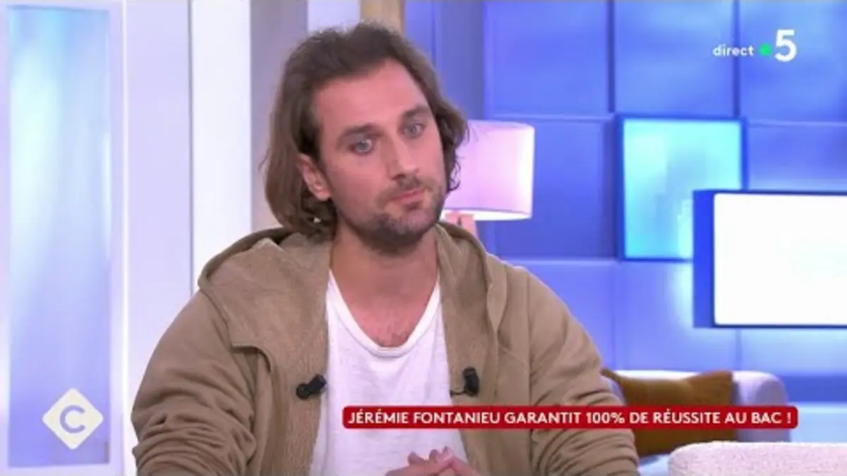 replay de Jérémie Fontanieu réconcilie ses élèves avec l’apprentissage - C à Vous - 19/03/2024