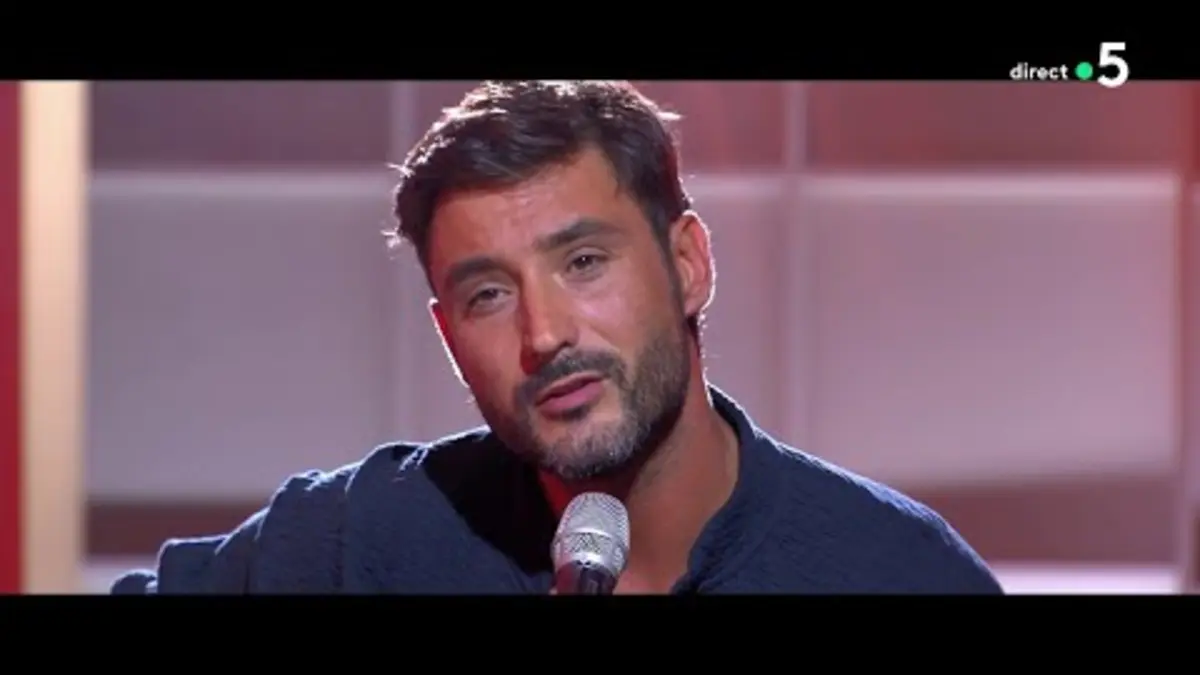 replay de Jérémy Frerot interprète en live son titre “Adieu” - C à vous - 11/09/2024