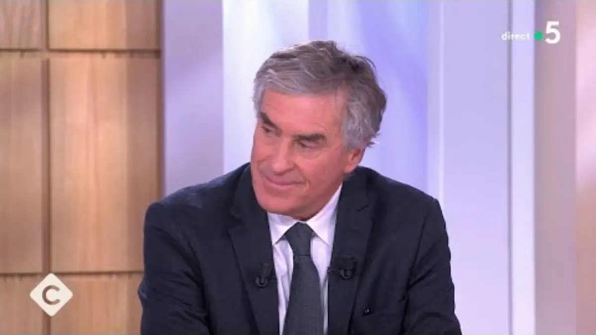 replay de Jérôme Cahuzac, dans l’engrenage du mensonge - C à vous - 30/11/2023