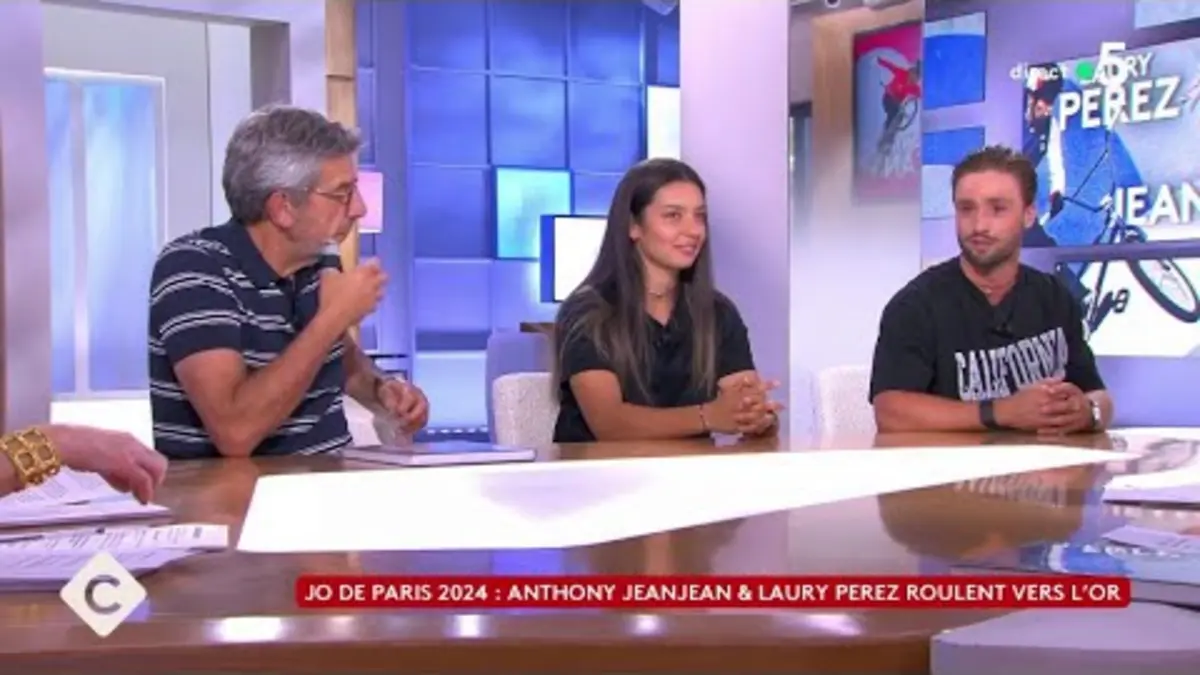 replay de JO de Paris 2024 : Anthony Jeanjean & Laury Perez roulent vers l’or - C à Vous - 25/06/2024