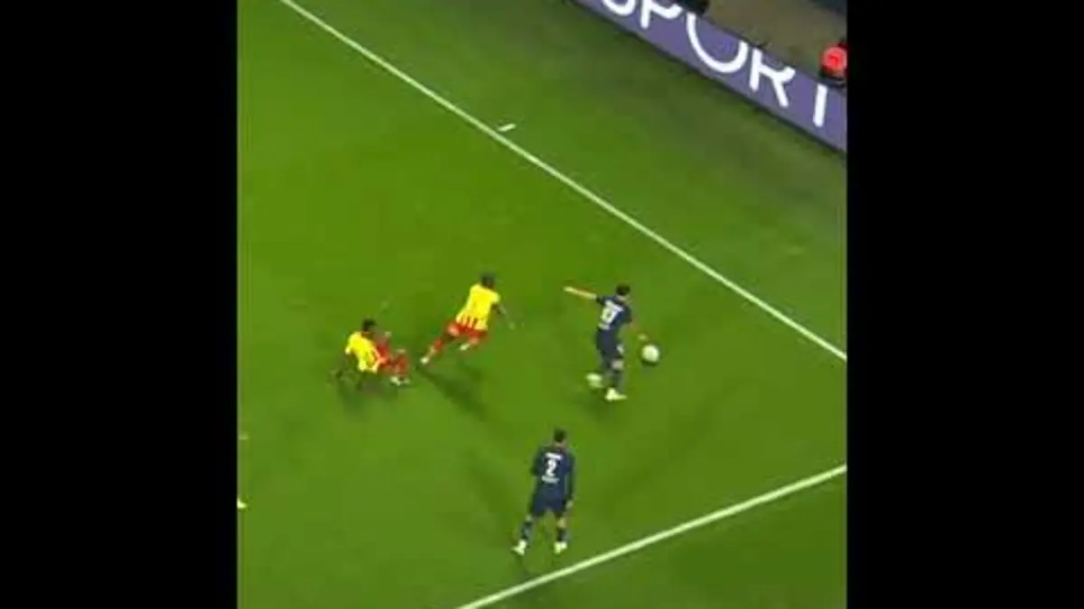 replay de João Neves' skills ? #portugal #ligue1 #ligue1mcdonalds #psg #skills #soccer #footballshorts