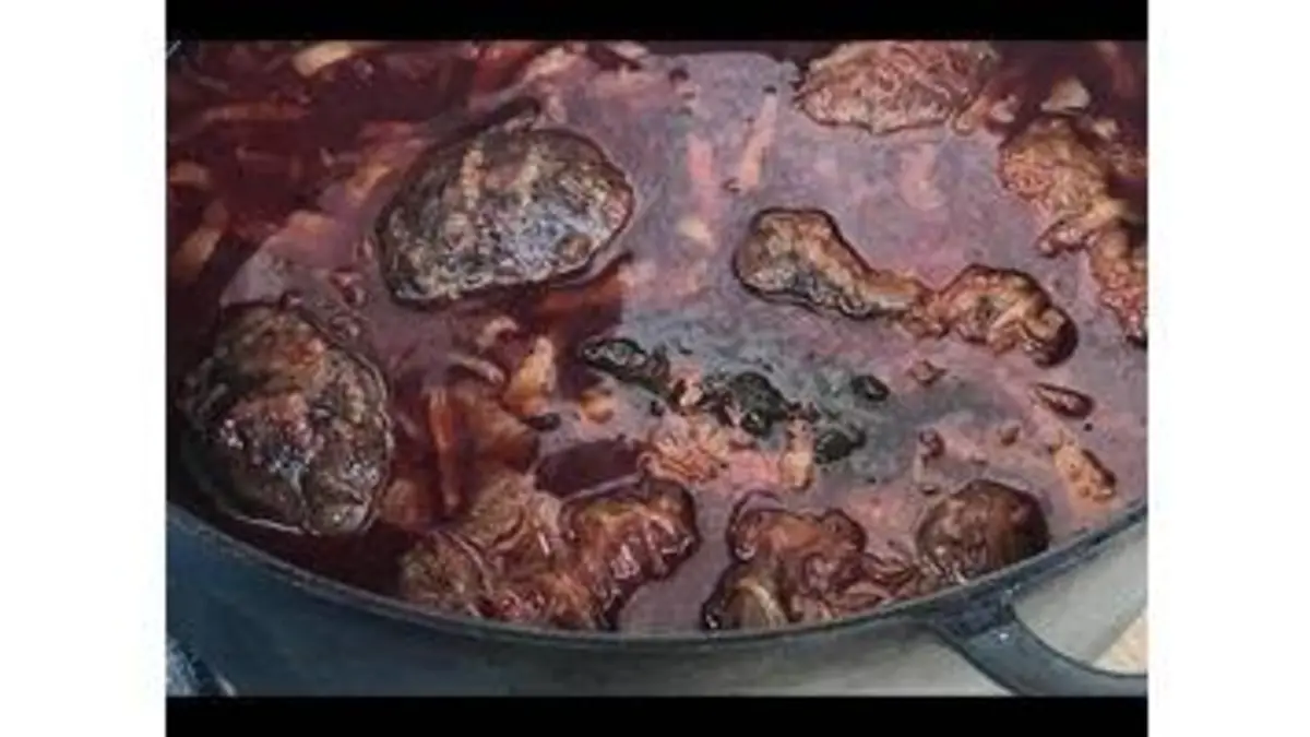 replay de Joue de cochon basque confite au cidre et au piment doux de Christian Aguerre - Les Carnets de Julie