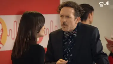 Kally's Mashup la voix de la pop : L'espion d'Evolution