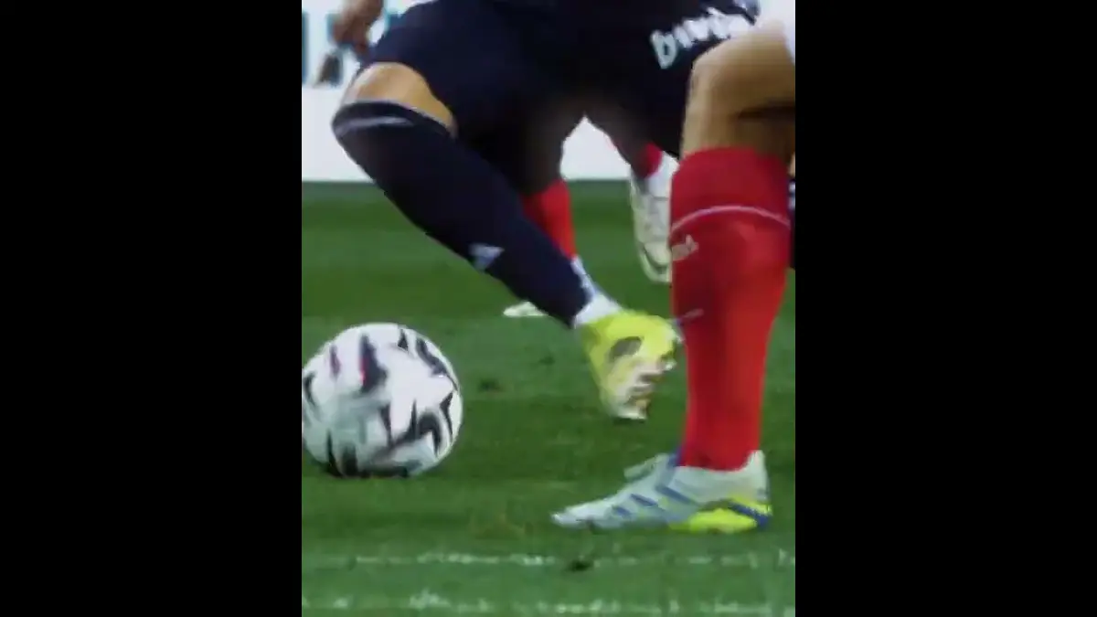 KOLEOSHO from distance… BOOM 💥⚽️🔥 #football…