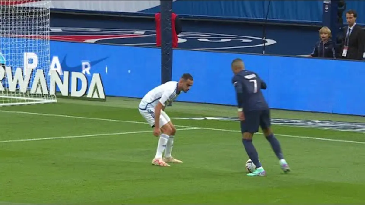 replay de Kylian Mbappé enrhume Lucas Perrin !