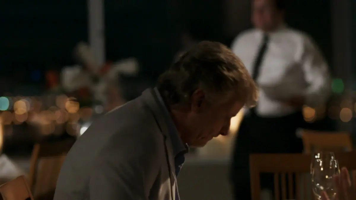 replay de L'envers du paradis : S1 E61