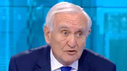 "L'Europe est attaquée par Trump, si on l'accepte, on acceptera le pire" (Raffarin sur le Groenland)