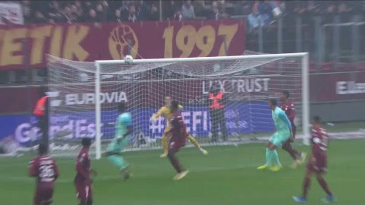 replay de L'incroyable envolée d'Alexandre Oukidja !