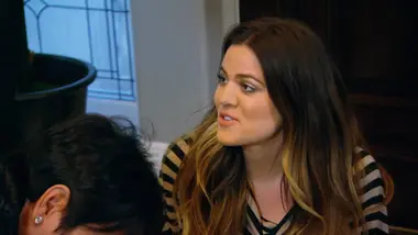 L'incroyable famille Kardashian : S8 E4 - Papa, Tu m'entends ?