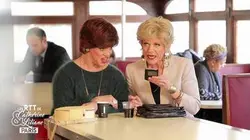 L'intelligence artificielle personnalisée - Catherine et Liliane - CANAL+