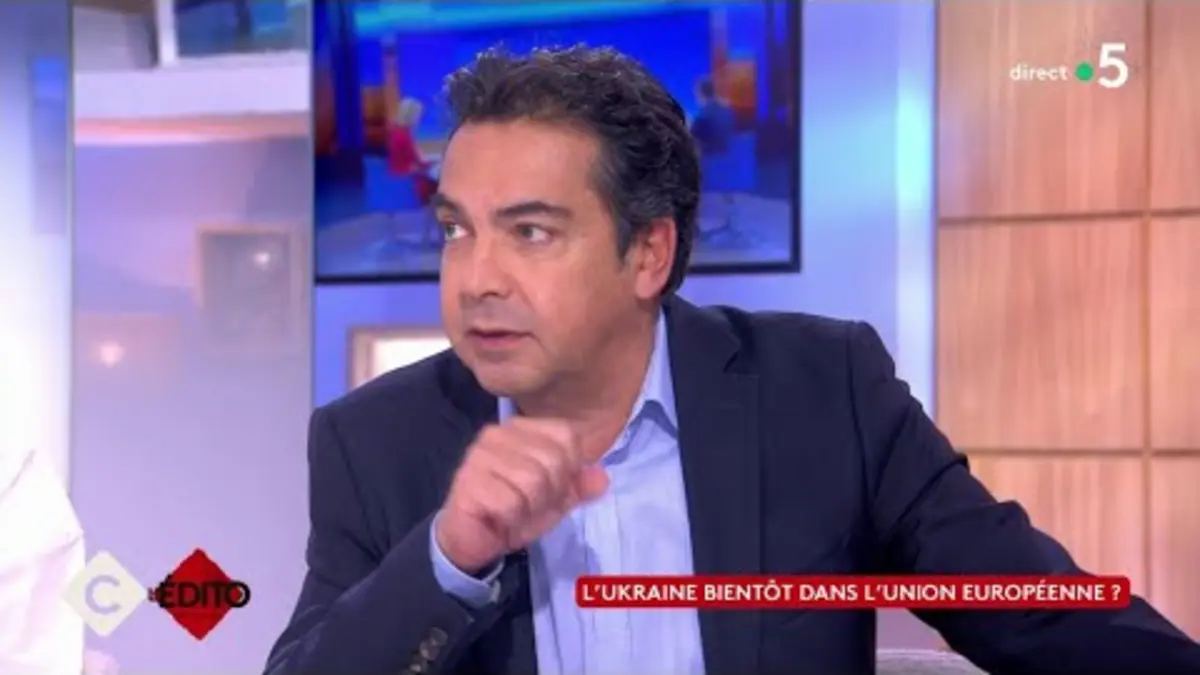 replay de L’Ukraine bientôt dans l’Union européenne ? - L’Édito - C à vous - 15/12/2023