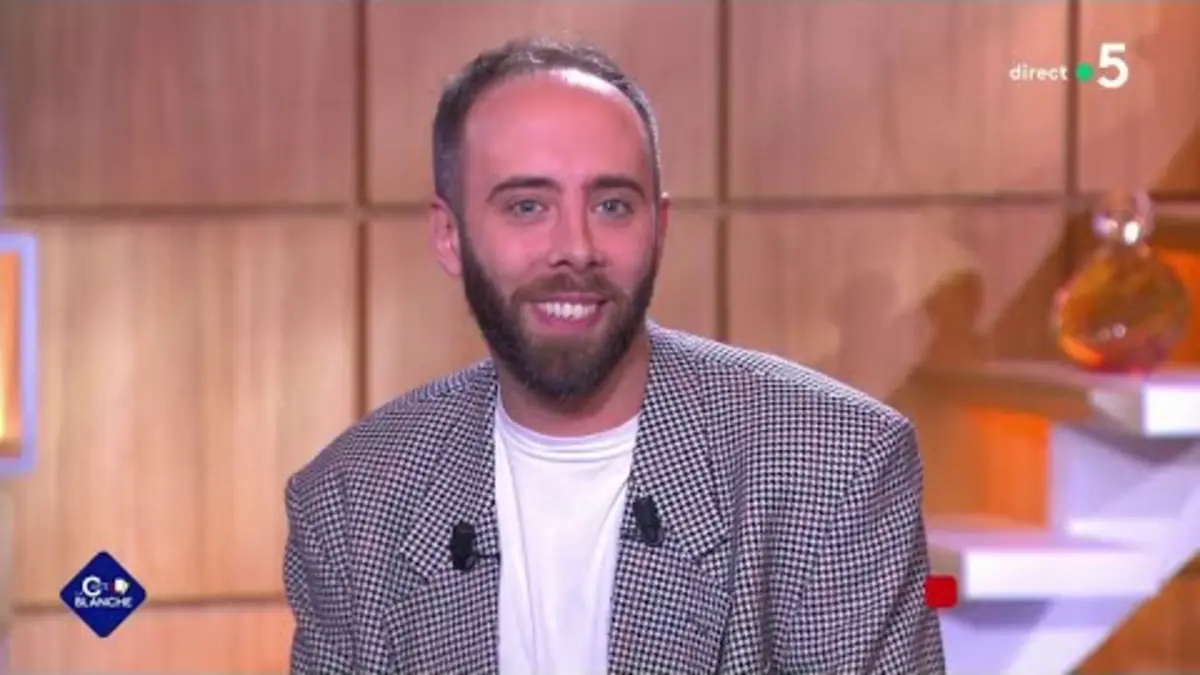 replay de La carte blanche de Tristan Lopin - C à Vous - 07/12/2023