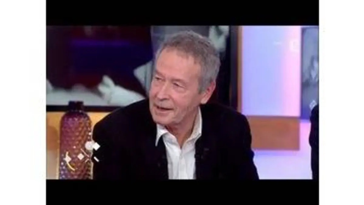 replay de La dernière interview de Johnny - C à Vous - 06/12/2017