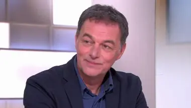La fondation pour le logement des défavorisés retire l’Abbé Pierre de son logo - Christophe Robert