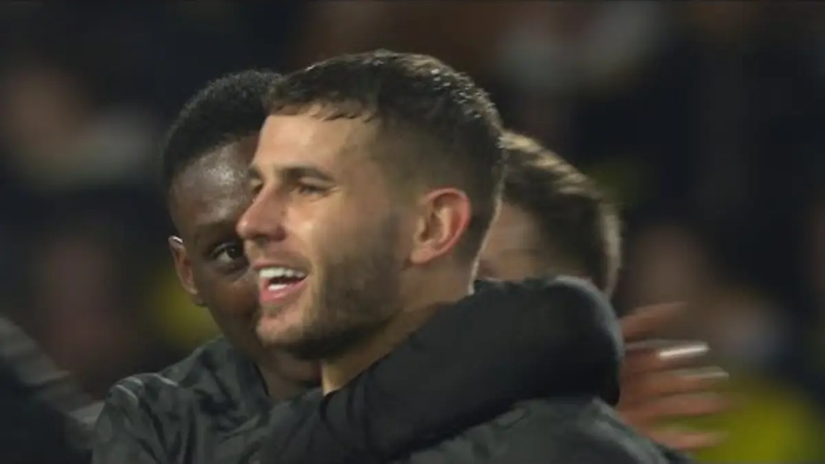 replay de La frappe superbe de Lucas Hernandez !